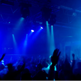 Camiseta Excelente House DJ s com Jocelyn Silver T-Shirt