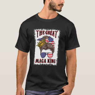 Camiseta "Excelente Maga King" 4 De Julho Messy Bun USA Fla