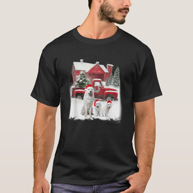 Camiseta Excelente Pirenéus Santa Hat Red Truck Tree Fazend (Frente)