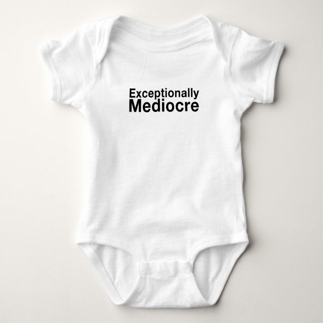 Camiseta Excepcionalmente mediocre (Frente)