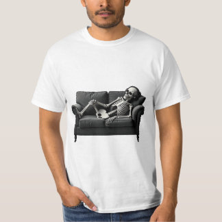 Camiseta Existência é Escape Skeleton T-Shirt