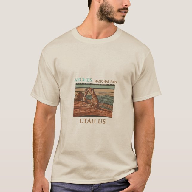 Camiseta Explore Arches National Park T-Shirt (Frente)