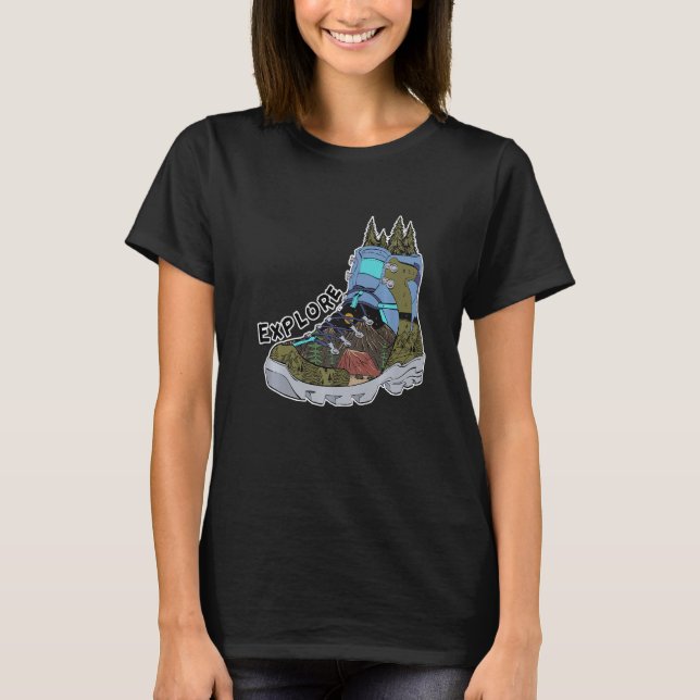Camiseta Explore Hiking Boot Adventure Campfire Traveler Ca (Frente)