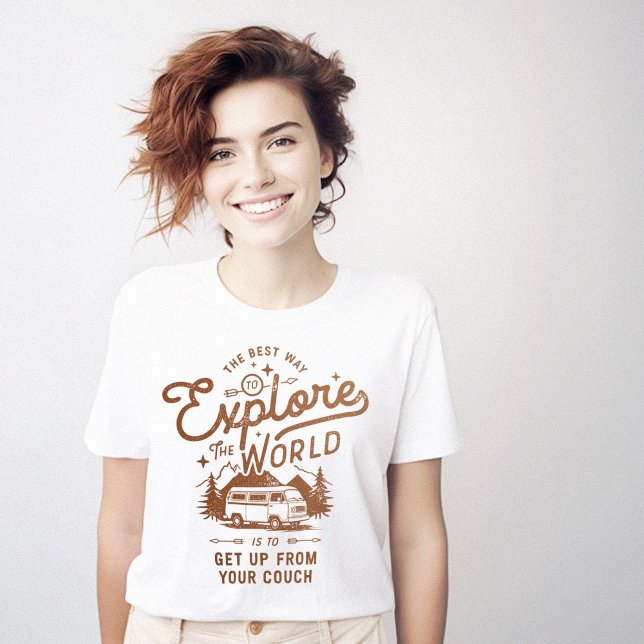 Camiseta Explore o sofá mundial engraçado (Explore the World Couch Funny T-Shirt)