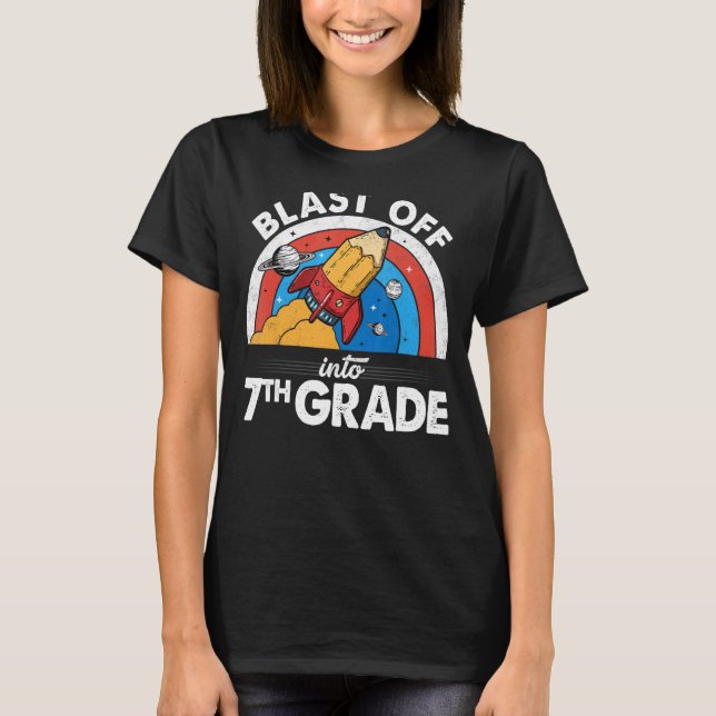 Camiseta Explosão No Lápis Do Foguete Da Grau 7 Primeiro Di (Frente)