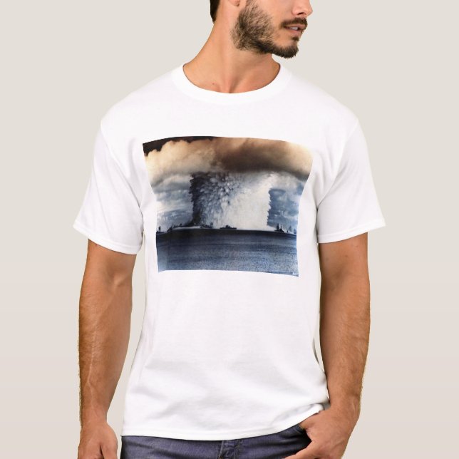 Camiseta explosão nuclear (Frente)