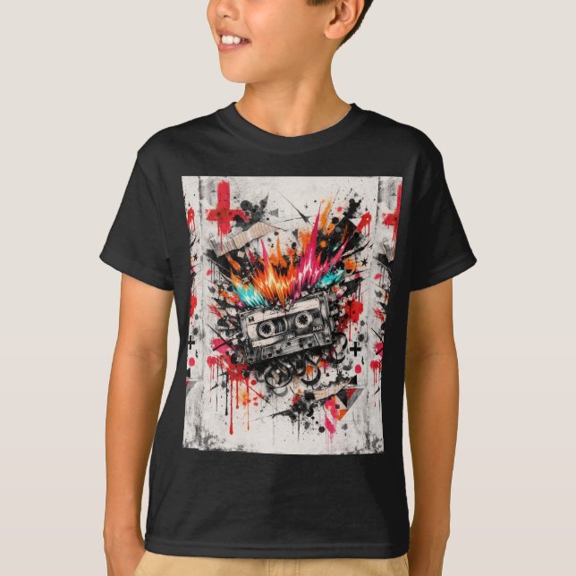Camiseta Explosive Retro Cassette T-Shirt (Frente)