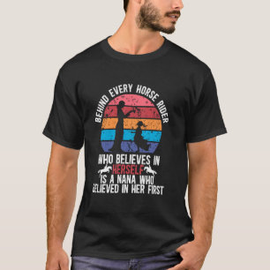 Camiseta Exposição de Cavalos Nana Quem Acreditava Avó Eque