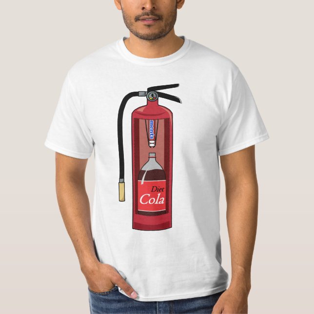 Camiseta Extintor da soda da cola da dieta da hortelã (Frente)
