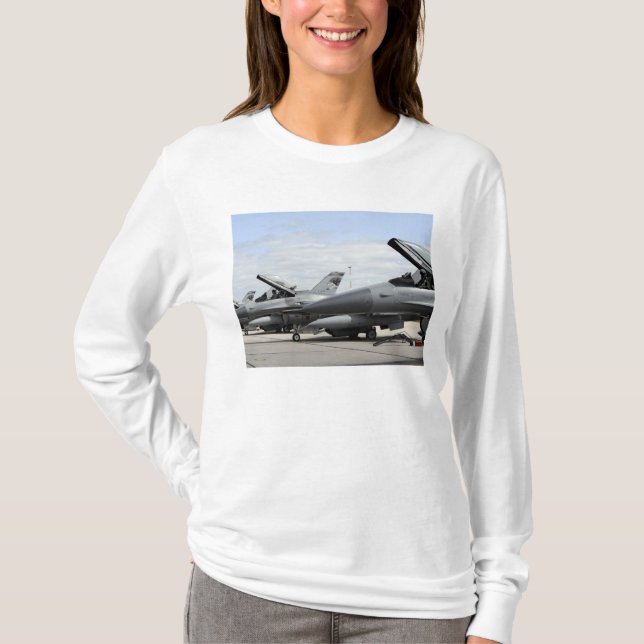 Camiseta F-16 Falcões de Luta aguardam o lançamento (Frente)