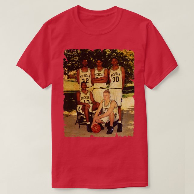 Camiseta Fab Cinco Vintage Design De Basquete 5 (Frente do Design)
