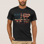 Camiseta Faça você mesmo ovelha<br><div class="desc">Apresenta uma citação gráfica da famosa citação de Benjamin Franklin, "Faça você mesmo ovelha e os lobos vão te comer."</div>