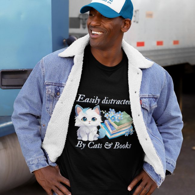 Camiseta Fácil distração com arte de gatos e livros (Criador carregado)
