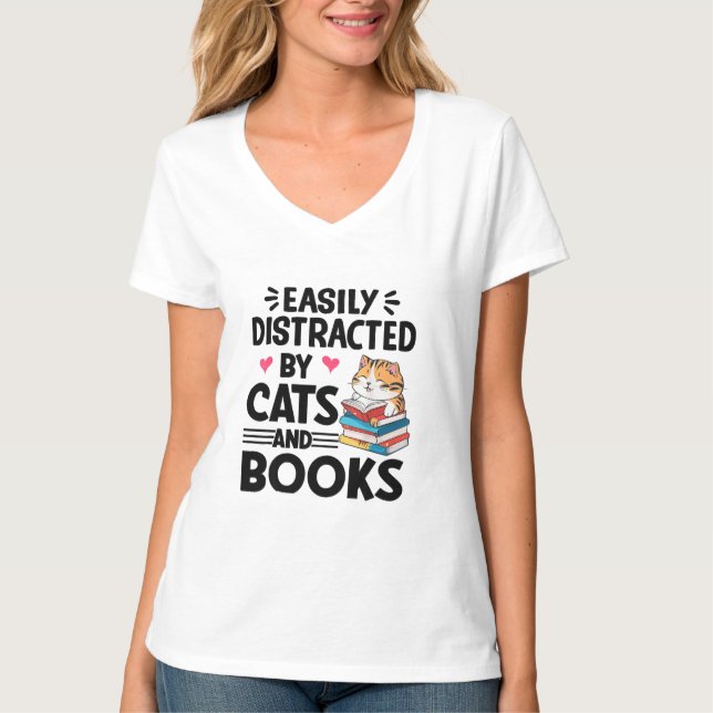 Camiseta Fácil distração de gatos e livros (Frente)
