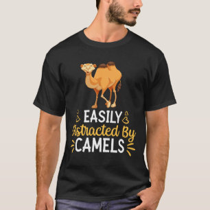 Camiseta Fácil Distração Por Camelos