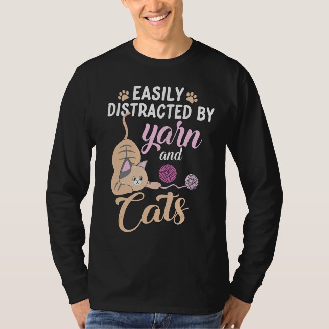 Camiseta Fácil Distração Por Fios E Gatos, Gatos, Ditos (Frente)