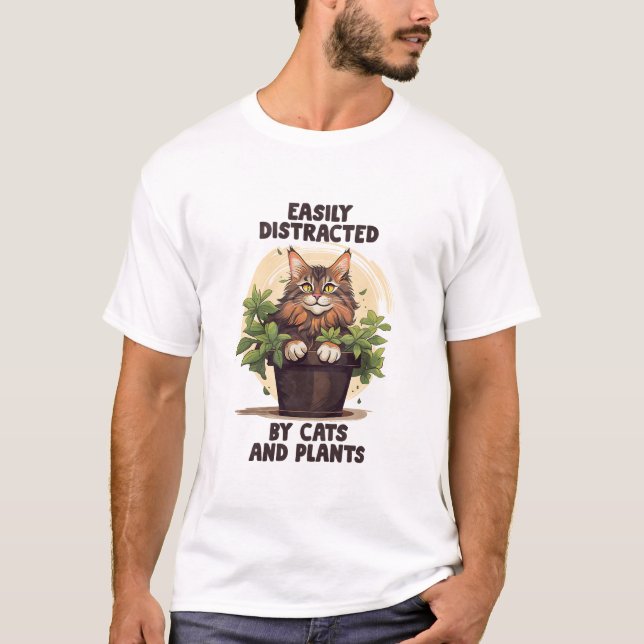 Camiseta Fácil Distração Por Gatos E Plantas (Frente)