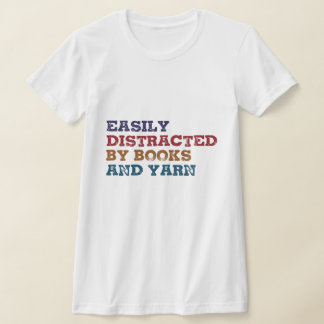 Camiseta Fácil distração por livros e livro engraçado