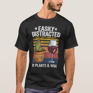 Camiseta Facilmente Distraída Por Plantas Vinho Mãe Jardine