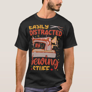 Camiseta Facilmente Distraído Pela Colagem De Coisas De Col