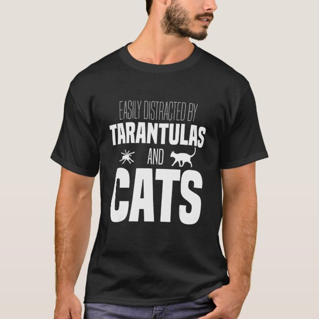 Camiseta Facilmente Distraído Por Aranhas E Gatos (Frente)