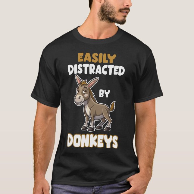 Camiseta Facilmente Distraído por Burros (Frente)