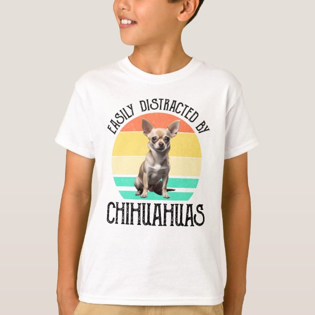 Camiseta Facilmente Distraido Por Chihuahuas (Frente)