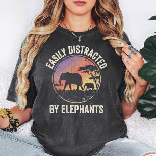 Camiseta Facilmente Distraído Por Elefantes Divertido Pôr d