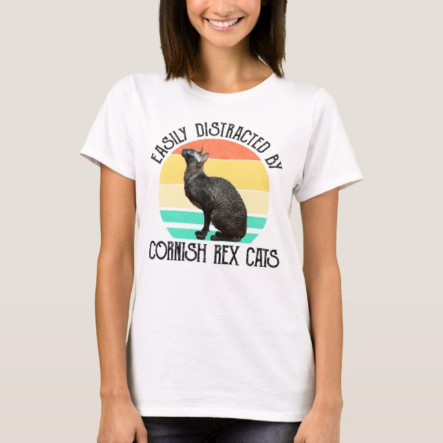Camiseta Facilmente Distraído Por Gatos Cornish Rex (Frente)