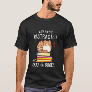 Camiseta Facilmente Distraído por Gatos e Amante da Leitura