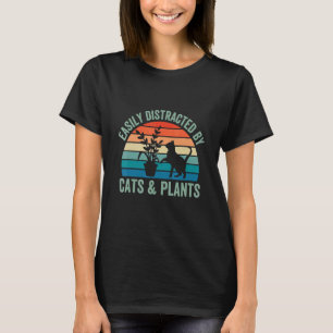 Camiseta Facilmente Distraído Por Gatos E Plantas Engraçado