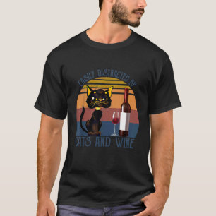 Camiseta Facilmente Distraído Por Gatos E Vinho Engraçado G
