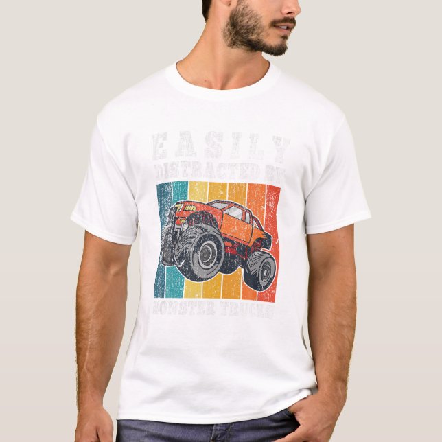 Camiseta Facilmente Distraído Por Monstros (Frente)
