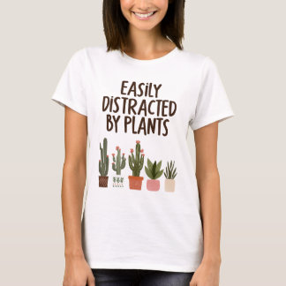 Camiseta Facilmente distraído por plantas