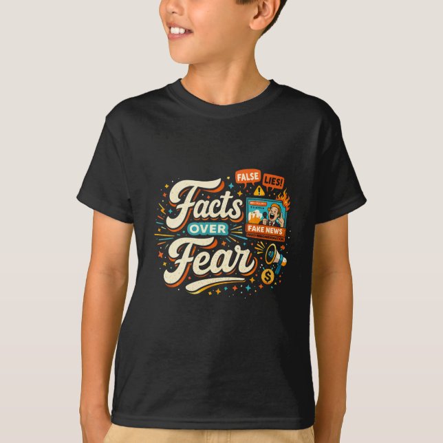 Camiseta Facts Over Fear (Frente)