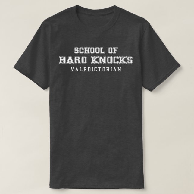 Camiseta Faculdade de Duros Negra Humor Gra da Vida Valedor (Frente do Design)