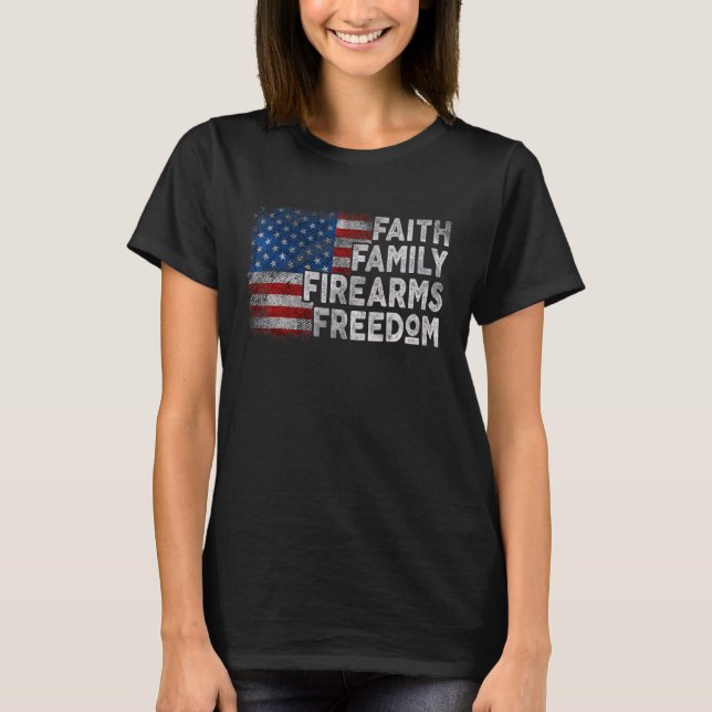 Camiseta Faith Family Firearm & Freedom American Flag Camis (Frente)