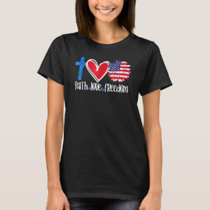 Camiseta Faith Love Freedom American Flag Flower Christian