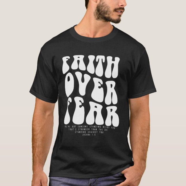 Camiseta Faith Over Fear Christian tee Scripture For Women (Frente)