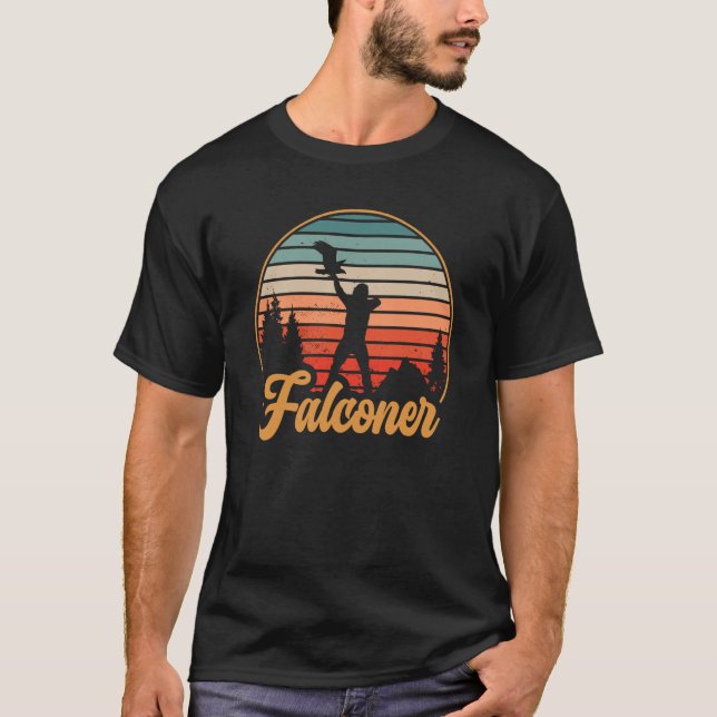 Camiseta Falconer Retro Sunset Falconry (Frente)