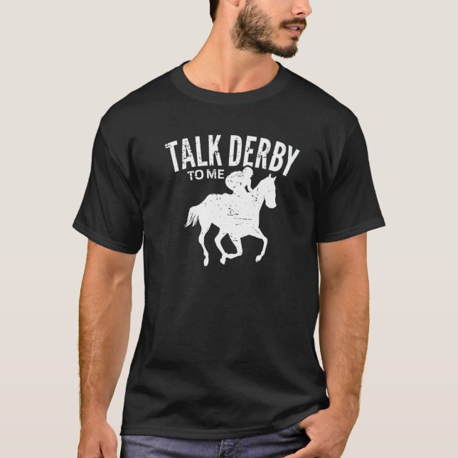 Camiseta Fale Derby Comigo Dia do Derby Corrida de Cavalos  (Frente)