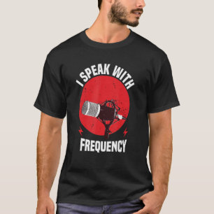 Camiseta Falo Com Motif De Frequência Para Rádio Amador