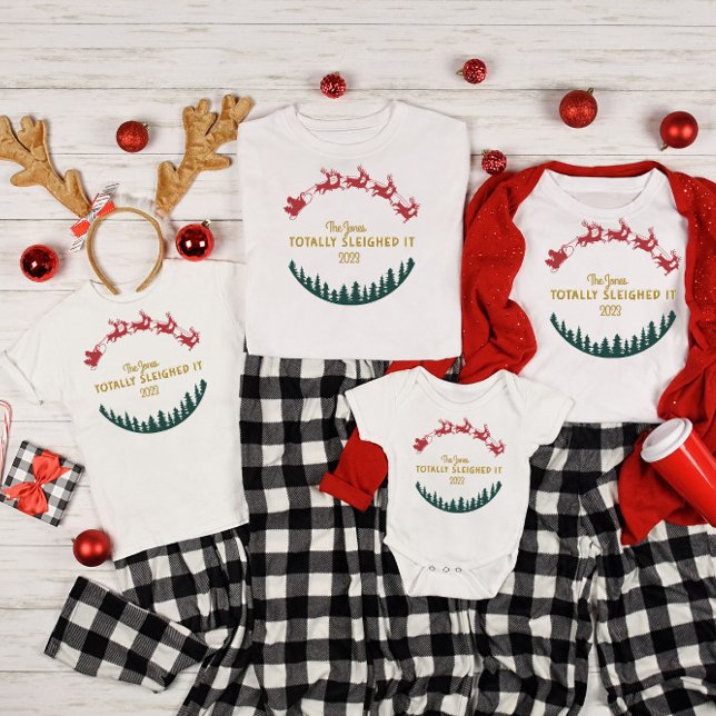 Camiseta Família Correspondente Nome Personalizado/Ano Susp (Criador carregado)