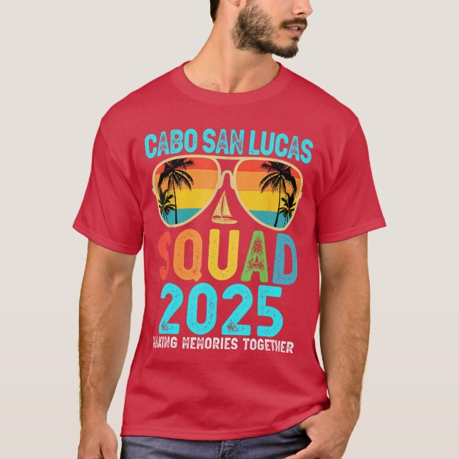 Camiseta Família de Amigos de Férias do Esquadrão Cabo San  (Frente)