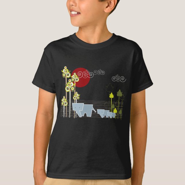 Camiseta Família De Elefantes Whimsical Na Floresta E Sol V (Frente)