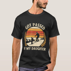 Camiseta Família de Esqui Vintage Foi Pisada Por Minha Filh