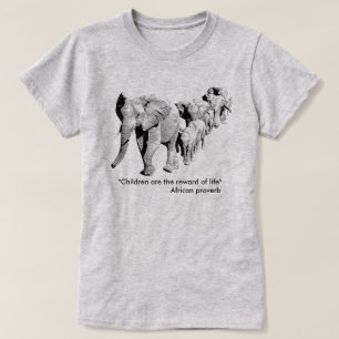 Camiseta Família do elefante em animais selvagens africano