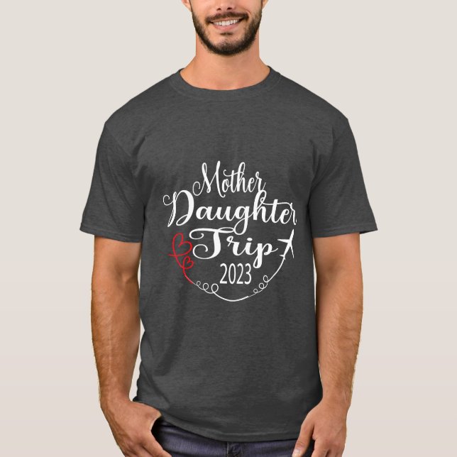 Camiseta Família Mãe Viagem2023Viagens familiares (Frente)