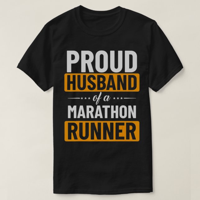 Camiseta Família Orgulhosa A Maratona da Esposa Maratonista (Frente do Design)