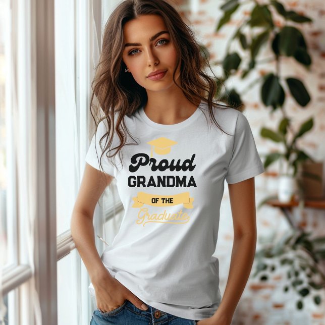Camiseta Família Personalizada - Vovó Orgulhosa do Formando (Criador carregado)